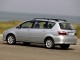 Характеристики автомобиля Toyota Avensis Verso 2.0D MT (11.2003 - 02.2009): фото, вместимость, скорость, двигатель, топливо, масса, отзывы