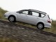 Характеристики автомобиля Toyota Avensis Verso 2.0D MT (11.2003 - 02.2009): фото, вместимость, скорость, двигатель, топливо, масса, отзывы