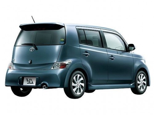 Характеристики автомобиля Toyota bB 1.3 S aero package street billet (10.2008 - 06.2010): фото, вместимость, скорость, двигатель, топливо, масса, отзывы
