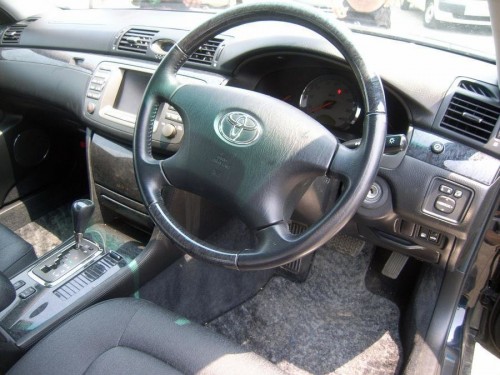 Характеристики автомобиля Toyota Brevis 3.0 Ai300 premium (06.2003 - 03.2004): фото, вместимость, скорость, двигатель, топливо, масса, отзывы