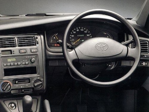 Характеристики автомобиля Toyota Caldina 1.5 U (08.1999 - 07.2002): фото, вместимость, скорость, двигатель, топливо, масса, отзывы