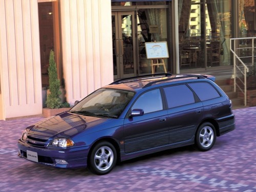 Характеристики автомобиля Toyota Caldina 2.0 E (09.1997 - 12.1999): фото, вместимость, скорость, двигатель, топливо, масса, отзывы
