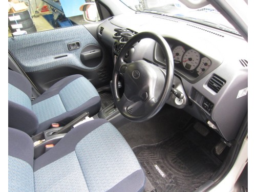 Характеристики автомобиля Toyota Cami 1.3 P (01.2002 - 01.2006): фото, вместимость, скорость, двигатель, топливо, масса, отзывы