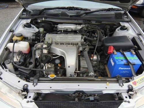 Характеристики автомобиля Toyota Camry Gracia 2.5 Four (08.1999 - 12.2001): фото, вместимость, скорость, двигатель, топливо, масса, отзывы