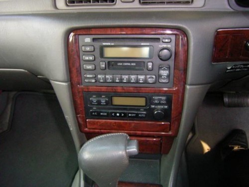 Характеристики автомобиля Toyota Camry Gracia 2.2 G selection (12.1996 - 07.1998): фото, вместимость, скорость, двигатель, топливо, масса, отзывы