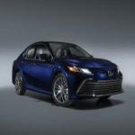 Toyota Camry 2.5h CVT LE Hybrid (11.2020 - н.в.)