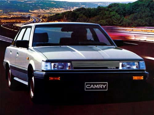Характеристики автомобиля Toyota Camry 2.0 MT GL (08.1985 - 10.1986): фото, вместимость, скорость, двигатель, топливо, масса, отзывы