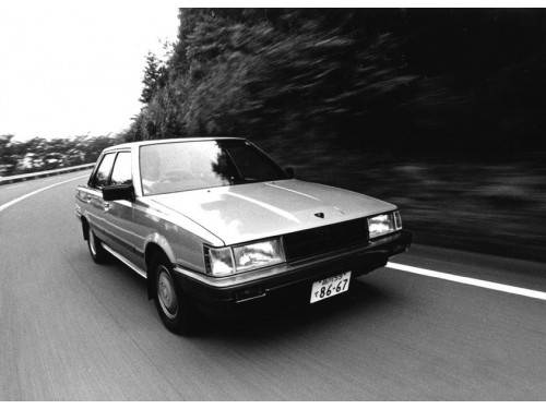 Характеристики автомобиля Toyota Camry 1.8 XT (06.1984 - 08.1986): фото, вместимость, скорость, двигатель, топливо, масса, отзывы