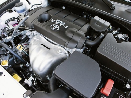 Характеристики автомобиля Toyota Camry 2.5 AT XLE (01.2009 - 10.2011): фото, вместимость, скорость, двигатель, топливо, масса, отзывы