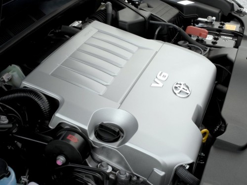 Характеристики автомобиля Toyota Camry 3.5 AT SE (01.2009 - 10.2011): фото, вместимость, скорость, двигатель, топливо, масса, отзывы