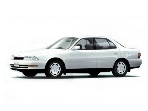 Характеристики автомобиля Toyota Camry 1.8 ZE (07.1990 - 04.1991): фото, вместимость, скорость, двигатель, топливо, масса, отзывы