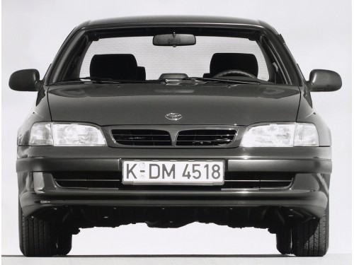 Характеристики автомобиля Toyota Carina E 1.6 MT GLi (04.1996 - 11.1997): фото, вместимость, скорость, двигатель, топливо, масса, отзывы