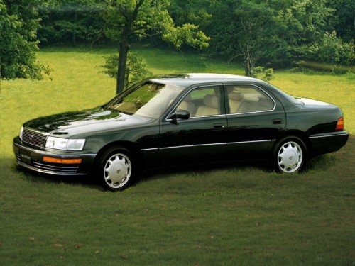Характеристики автомобиля Toyota Celsior 4.0 C specification F package (10.1992 - 09.1994): фото, вместимость, скорость, двигатель, топливо, масса, отзывы