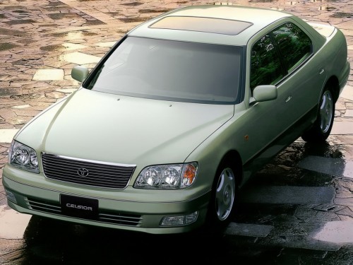Характеристики автомобиля Toyota Celsior 4.0 B specification eR version (08.1997 - 07.2000): фото, вместимость, скорость, двигатель, топливо, масса, отзывы