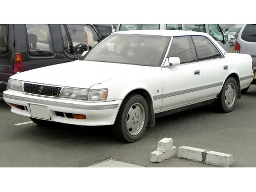 Характеристики автомобиля Toyota Chaser 2.0 SXL (08.1990 - 09.1992): фото, вместимость, скорость, двигатель, топливо, масса, отзывы