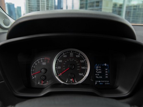 Характеристики автомобиля Toyota Corolla Cross 2.0 CVT LE (09.2021 - н.в.): фото, вместимость, скорость, двигатель, топливо, масса, отзывы