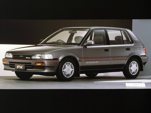 Характеристики автомобиля Toyota Corolla FX 1.5 FX-G (05.1989 - 04.1992): фото, вместимость, скорость, двигатель, топливо, масса, отзывы