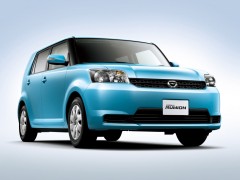 Toyota Corolla Rumion 1.5 G welcab rotating and sliding passenger seat B type (12.2009 - 12.2012)