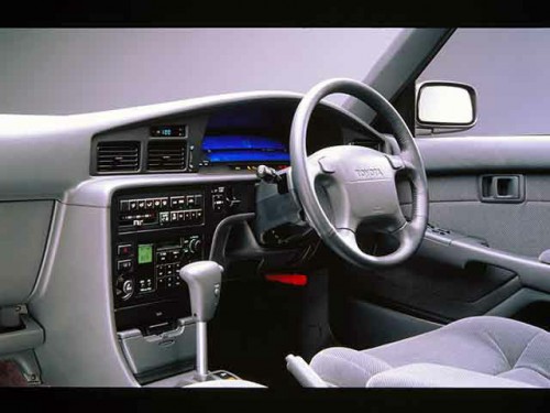 Характеристики автомобиля Toyota Corona SF 1800 SF-Z (12.1987 - 10.1989): фото, вместимость, скорость, двигатель, топливо, масса, отзывы