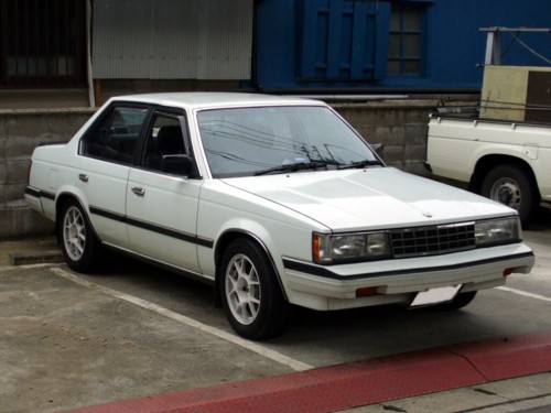 Характеристики автомобиля Toyota Corona 1800 GX (10.1983 - 12.1987): фото, вместимость, скорость, двигатель, топливо, масса, отзывы