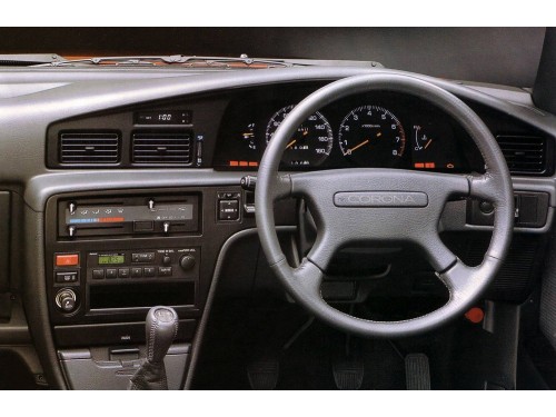 Характеристики автомобиля Toyota Corona 1.5 EX Saloon (11.1989 - 05.1991): фото, вместимость, скорость, двигатель, топливо, масса, отзывы