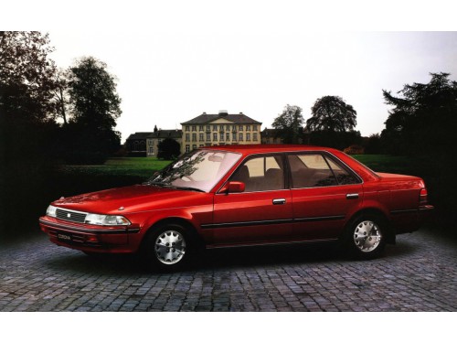 Характеристики автомобиля Toyota Corona 1.5 GX (12.1987 - 10.1989): фото, вместимость, скорость, двигатель, топливо, масса, отзывы