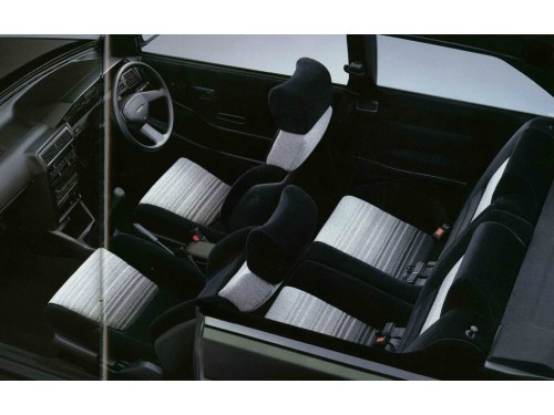 Характеристики автомобиля Toyota Corsa 1.5 Retra SX Sports Package (05.1986 - 04.1988): фото, вместимость, скорость, двигатель, топливо, масса, отзывы