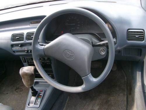 Характеристики автомобиля Toyota Corsa 1.3 AX (08.1992 - 08.1994): фото, вместимость, скорость, двигатель, топливо, масса, отзывы