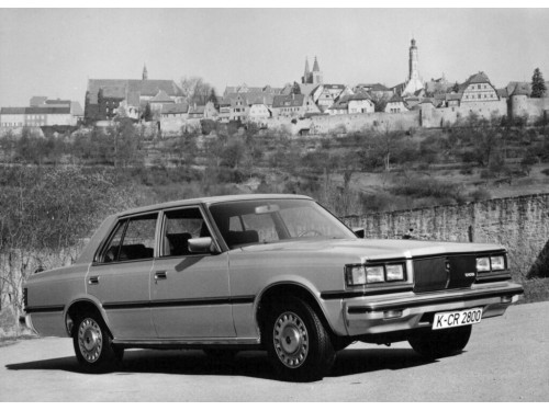 Характеристики автомобиля Toyota Crown 2.0 MT (09.1979 - 07.1982): фото, вместимость, скорость, двигатель, топливо, масса, отзывы