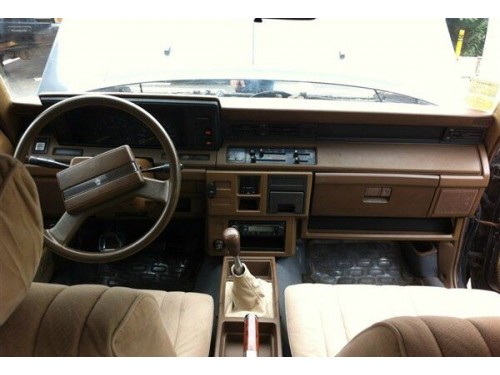 Характеристики автомобиля Toyota Crown 2.8 MT4 (08.1983 - 08.1987): фото, вместимость, скорость, двигатель, топливо, масса, отзывы