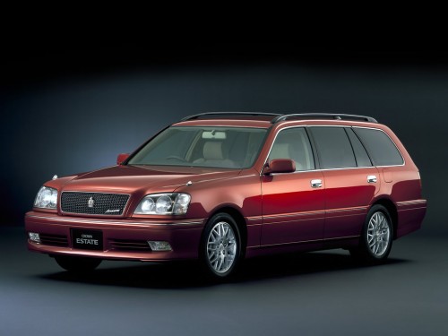 Характеристики автомобиля Toyota Crown 2.5 royal saloon (12.1999 - 03.2000): фото, вместимость, скорость, двигатель, топливо, масса, отзывы