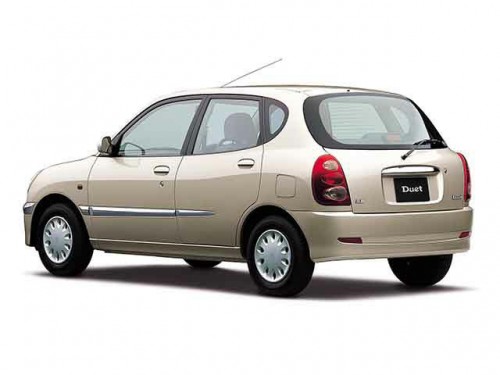 Характеристики автомобиля Toyota Duet 1.0 V (12.2001 - 05.2004): фото, вместимость, скорость, двигатель, топливо, масса, отзывы