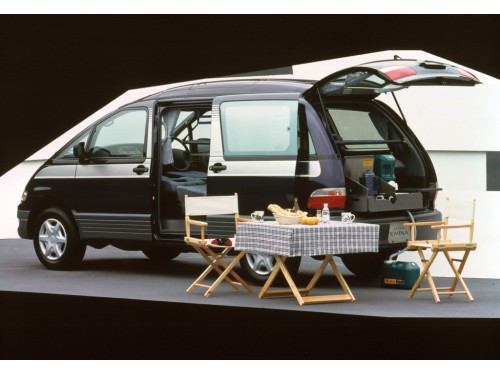 Характеристики автомобиля Toyota Estima Emina 2.2DT X luxury Joyful Canopy (01.1998 - 12.1999): фото, вместимость, скорость, двигатель, топливо, масса, отзывы