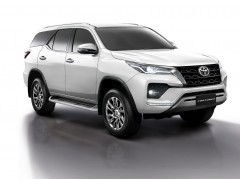 Toyota Fortuner 2.7 AT Комфорт (07.2020 - 12.2022)