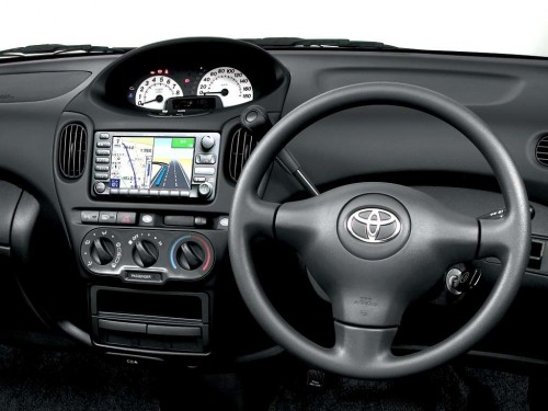 Характеристики автомобиля Toyota Funcargo 1.5 J (08.2002 - 09.2005): фото, вместимость, скорость, двигатель, топливо, масса, отзывы