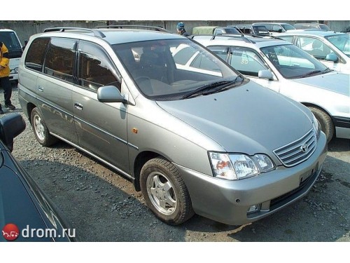 Характеристики автомобиля Toyota Gaia 2.0 G package (7 Seater) (05.1998 - 03.2001): фото, вместимость, скорость, двигатель, топливо, масса, отзывы
