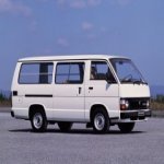 Toyota Hiace 2.0 MT5 Short Base 9 Seats (12.1982 - 07.1989)