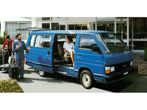 Характеристики автомобиля Toyota Hiace 2.0 MT5 Standart Base 6 Seats (12.1982 - 07.1989): фото, вместимость, скорость, двигатель, топливо, масса, отзывы