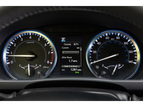 Характеристики автомобиля Toyota Highlander 3.5 AT XLE (03.2016 - 07.2020): фото, вместимость, скорость, двигатель, топливо, масса, отзывы