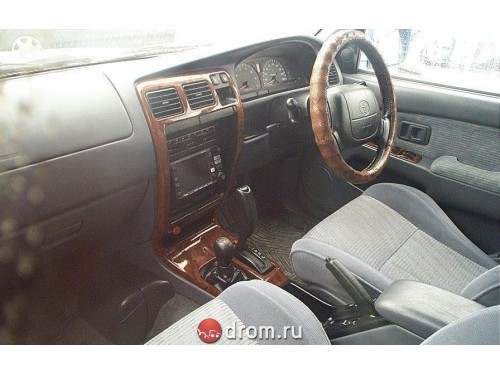 Характеристики автомобиля Toyota Hilux Surf 2.7 SSR-X active package II wide body (12.1995 - 04.1996): фото, вместимость, скорость, двигатель, топливо, масса, отзывы