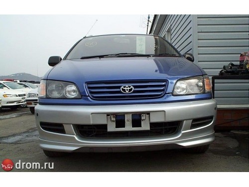 Характеристики автомобиля Toyota Ipsum 2.0 aero touring (08.1997 - 03.1998): фото, вместимость, скорость, двигатель, топливо, масса, отзывы