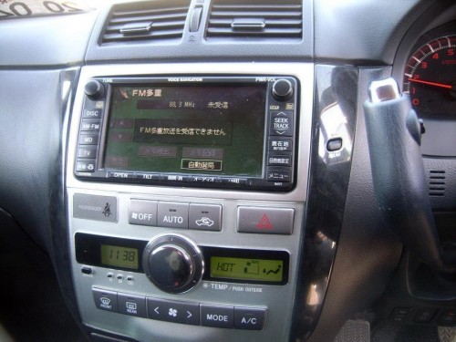 Характеристики автомобиля Toyota Ipsum 2.4 240i (06.2007 - 12.2009): фото, вместимость, скорость, двигатель, топливо, масса, отзывы