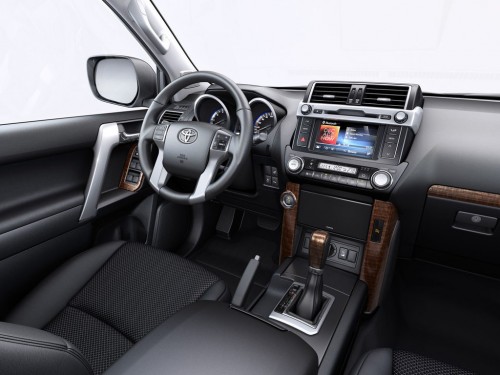Характеристики автомобиля Toyota Land Cruiser Prado 2.7 MT Стандарт (11.2013 - 08.2015): фото, вместимость, скорость, двигатель, топливо, масса, отзывы