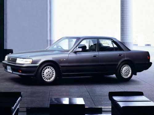 Характеристики автомобиля Toyota Mark II 1.8 GL (08.1990 - 10.1991): фото, вместимость, скорость, двигатель, топливо, масса, отзывы