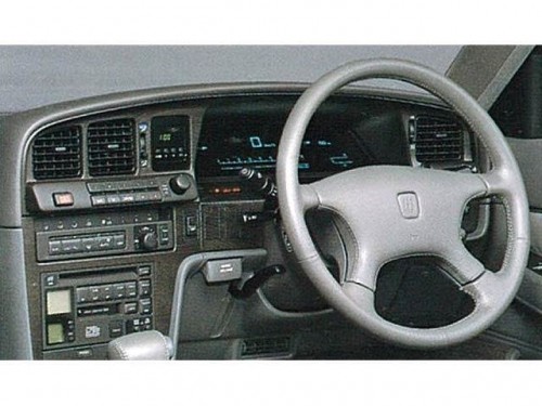 Характеристики автомобиля Toyota Mark II 1.8 GR (11.1991 - 08.1996): фото, вместимость, скорость, двигатель, топливо, масса, отзывы