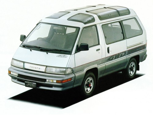 Характеристики автомобиля Toyota Master Ace Surf 2.0DT Grand saloon skylight roof (08.1988 - 12.1991): фото, вместимость, скорость, двигатель, топливо, масса, отзывы