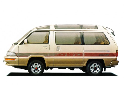 Характеристики автомобиля Toyota Master Ace Surf 2.0DT Super touring high roof (08.1988 - 12.1991): фото, вместимость, скорость, двигатель, топливо, масса, отзывы