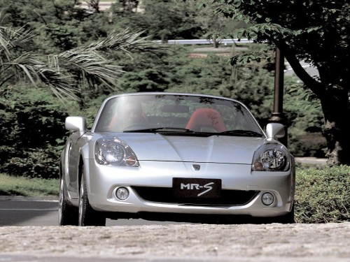 Характеристики автомобиля Toyota MR-S 1.8 V edition (02.2004 - 04.2007): фото, вместимость, скорость, двигатель, топливо, масса, отзывы