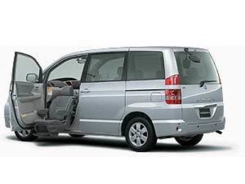 Характеристики автомобиля Toyota Noah 2.0 S (11.2001 - 07.2003): фото, вместимость, скорость, двигатель, топливо, масса, отзывы