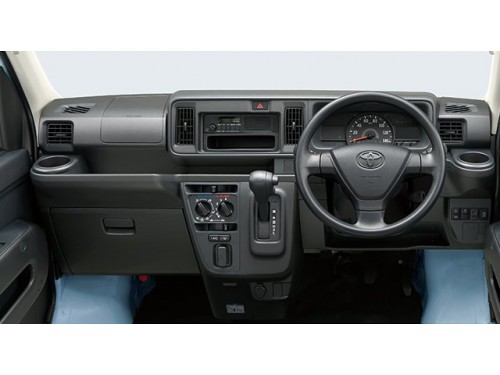 Характеристики автомобиля Toyota Pixis Van 660 Special 4WD (09.2020 - 11.2021): фото, вместимость, скорость, двигатель, топливо, масса, отзывы